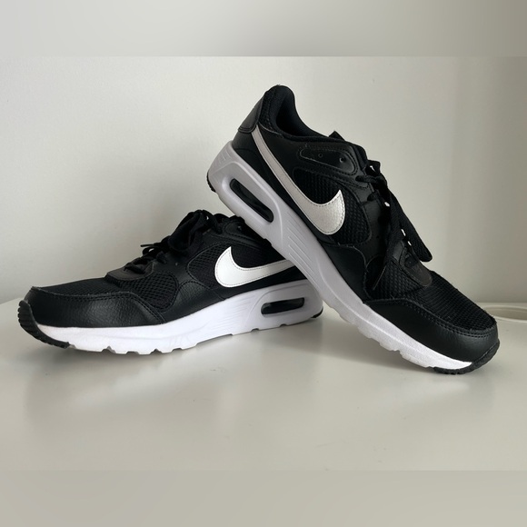 Nike Other - Nike Air Max SC Black White Sneakers Men’s Size 11 Running Shoes